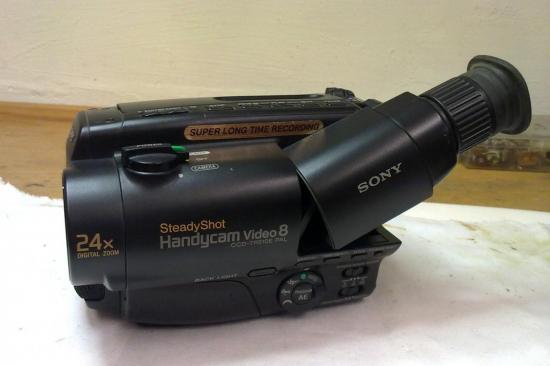 Camescope V8 Pal TR510E SONY - Année 1996