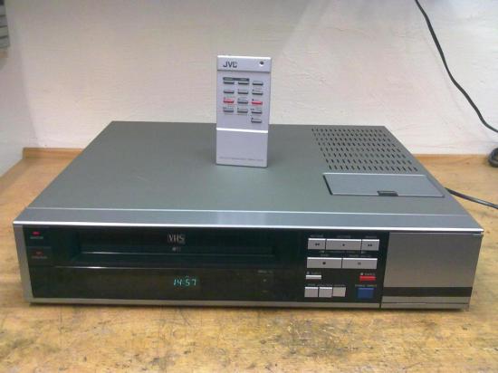 Magnétoscope VHS Secam VK 438 BRANDT - Année 1985