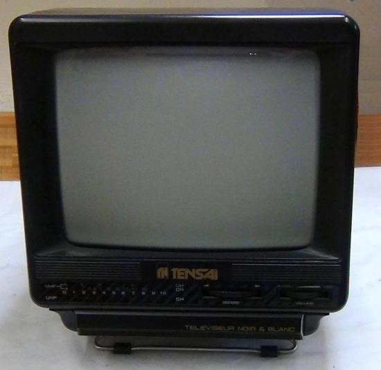 Téléviseur NetB TNB-1807 TENSAI - Année 1980 ?
